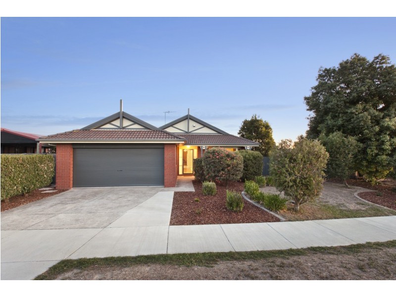 2 Webster Drive, Sebastopol VIC 3356