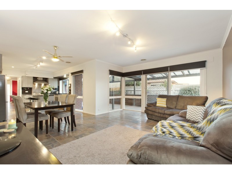 2 Webster Drive, Sebastopol VIC 3356