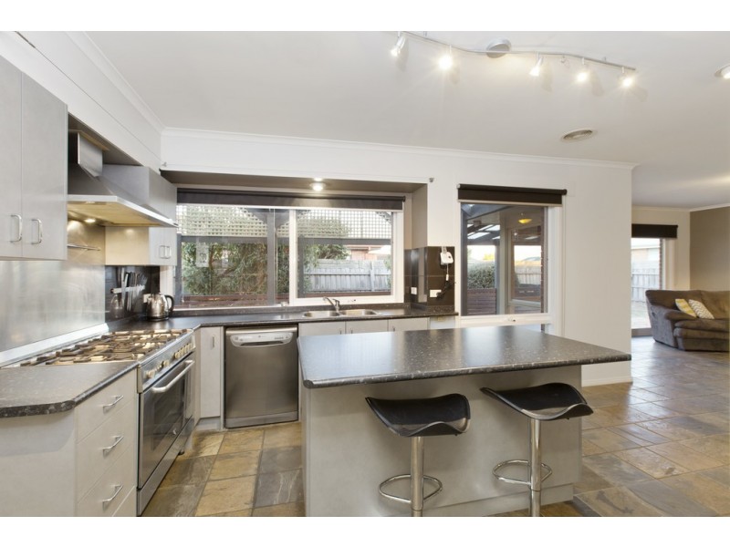 2 Webster Drive, Sebastopol VIC 3356