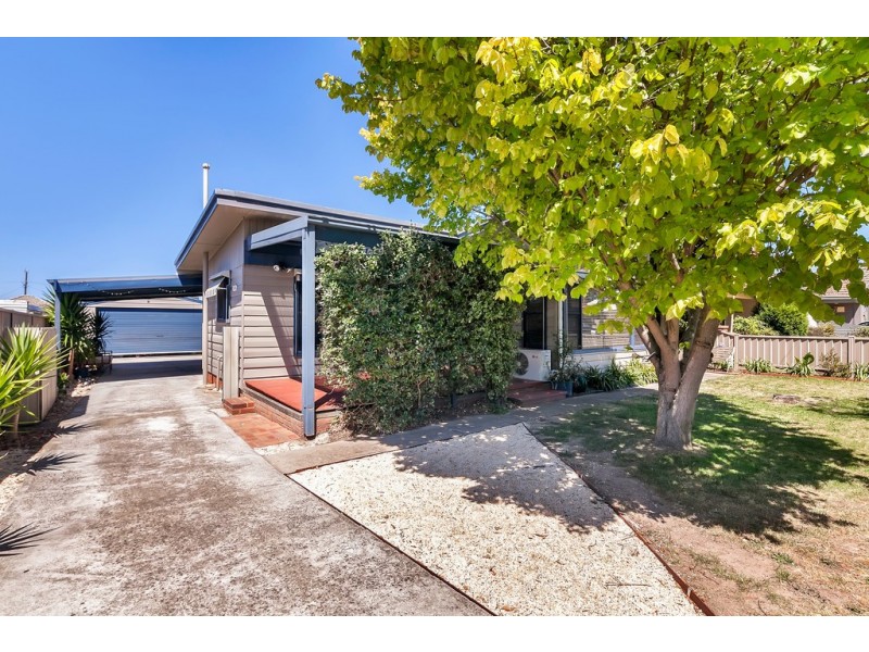 32 Prefect Street, Wendouree VIC 3355