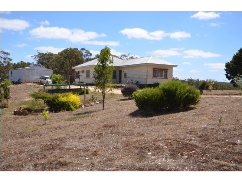 27 Nothnagel Lane, Beaufort VIC 3373