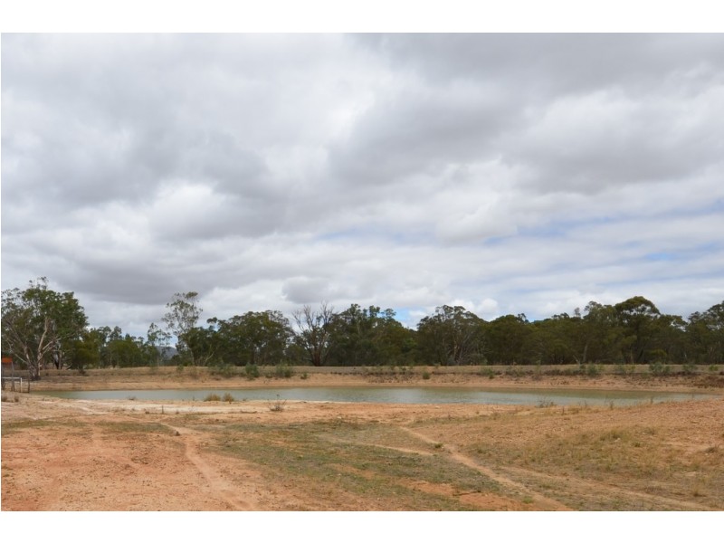 CA 64 Forestry Road, Landsborough VIC 3384