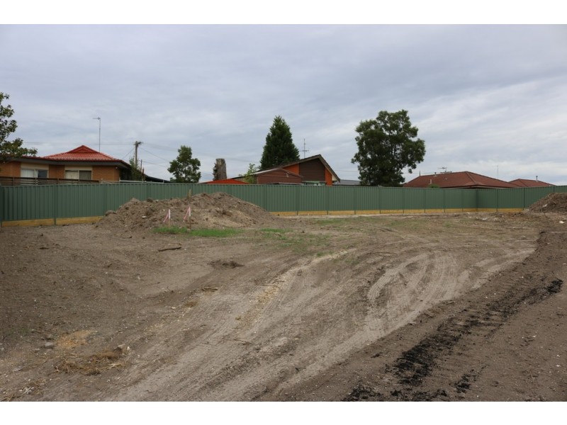 1/305 Lylia Avenue, Mount Clear VIC 3350