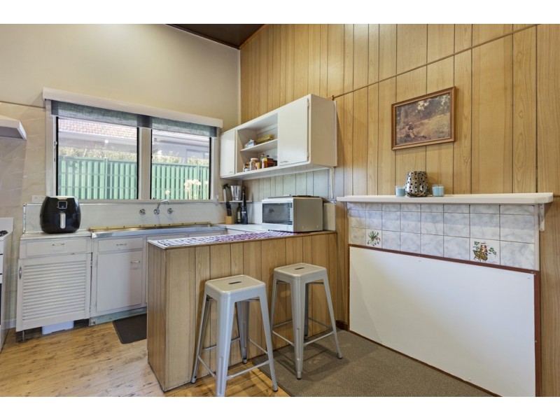 831 Barkly Street, Mount Pleasant VIC 3350