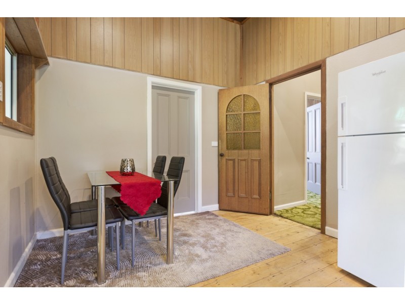 831 Barkly Street, Mount Pleasant VIC 3350