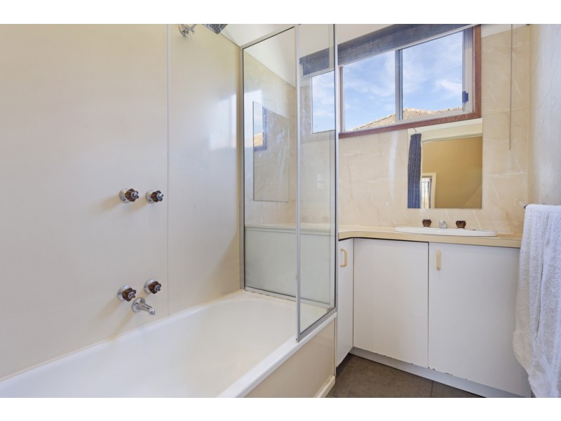 831 Barkly Street, Mount Pleasant VIC 3350