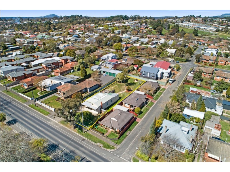 831 Barkly Street, Mount Pleasant VIC 3350