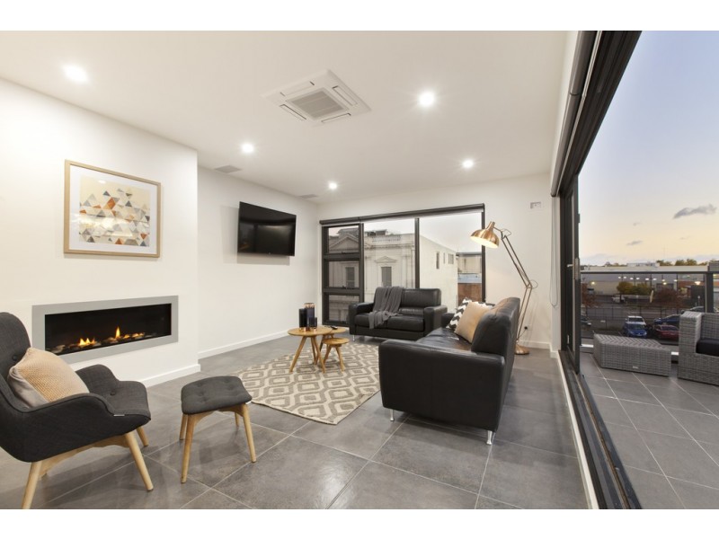 4/11 Lewis Street, Ballarat Central VIC 3350