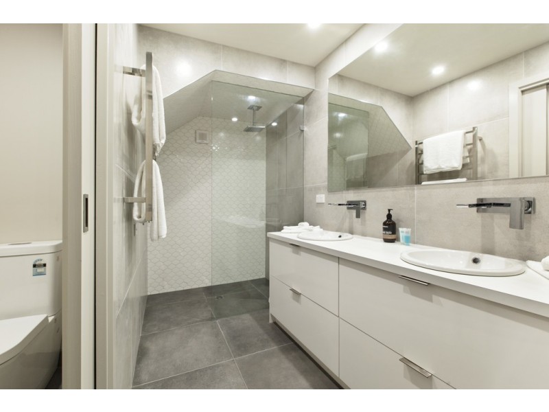 4/11 Lewis Street, Ballarat Central VIC 3350