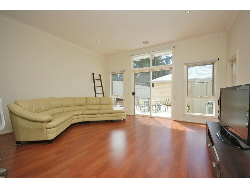 4/710 Geelong Road, Canadian VIC 3350