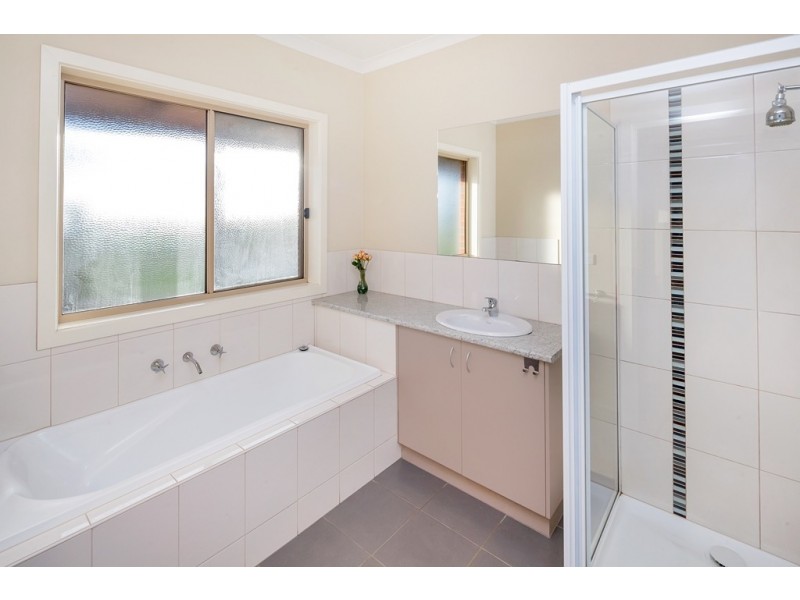 Clarkes Hill VIC 3352