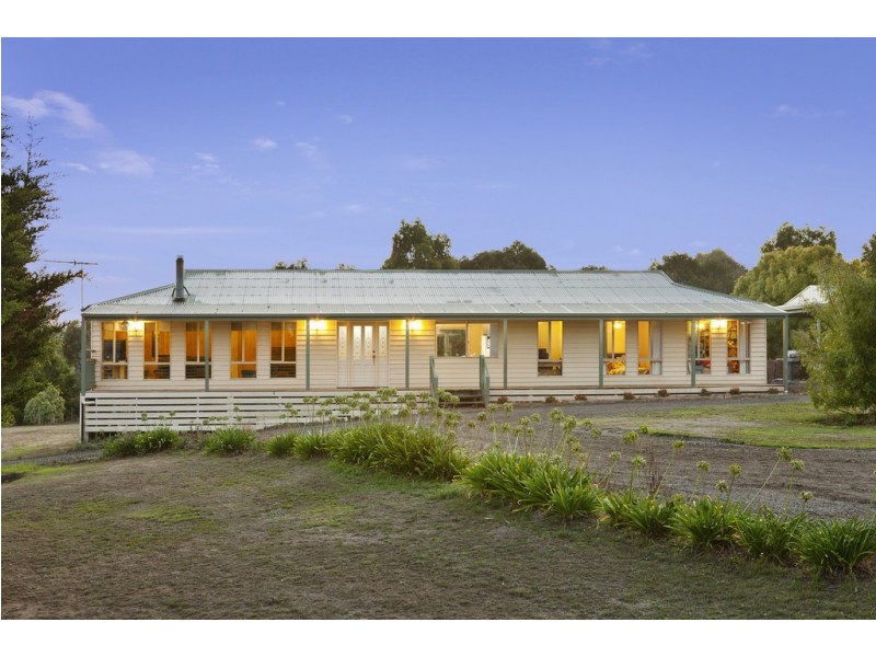 3 O’Cock St, Ballan VIC 3342