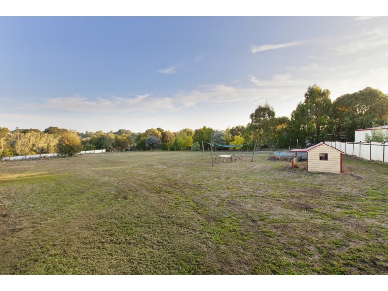 3 O’Cock St, Ballan VIC 3342