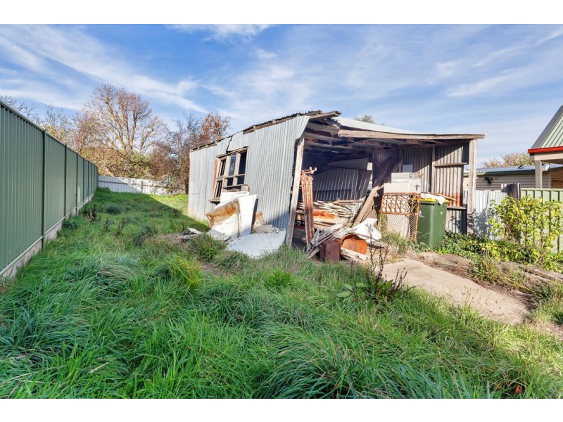 406 Peel Street North, Black Hill VIC 3350