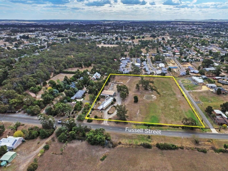 420-432 Fussell St, Canadian VIC 3350