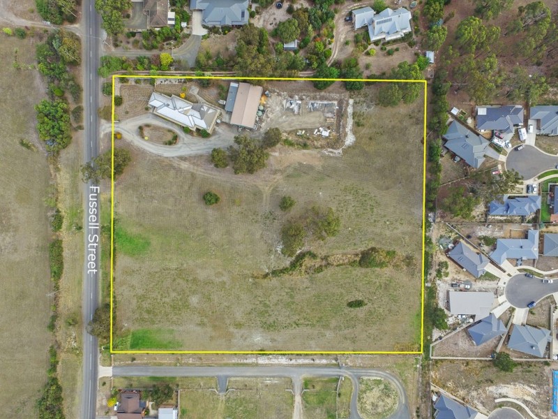 420-432 Fussell St, Canadian VIC 3350