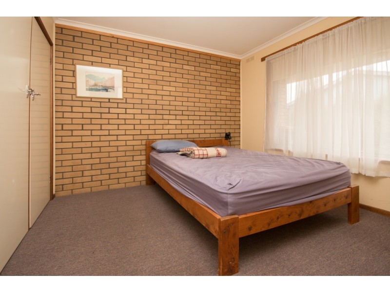 1/8 Lawrence Street, Alfredton VIC 3350