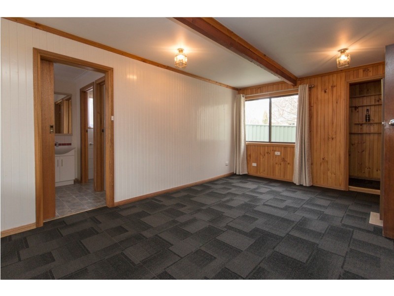 18 Wall Street, Sebastopol VIC 3356