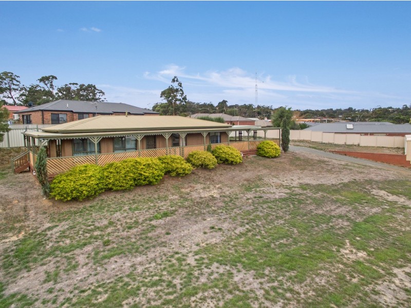 4 Bawden Street, Brown Hill VIC 3350