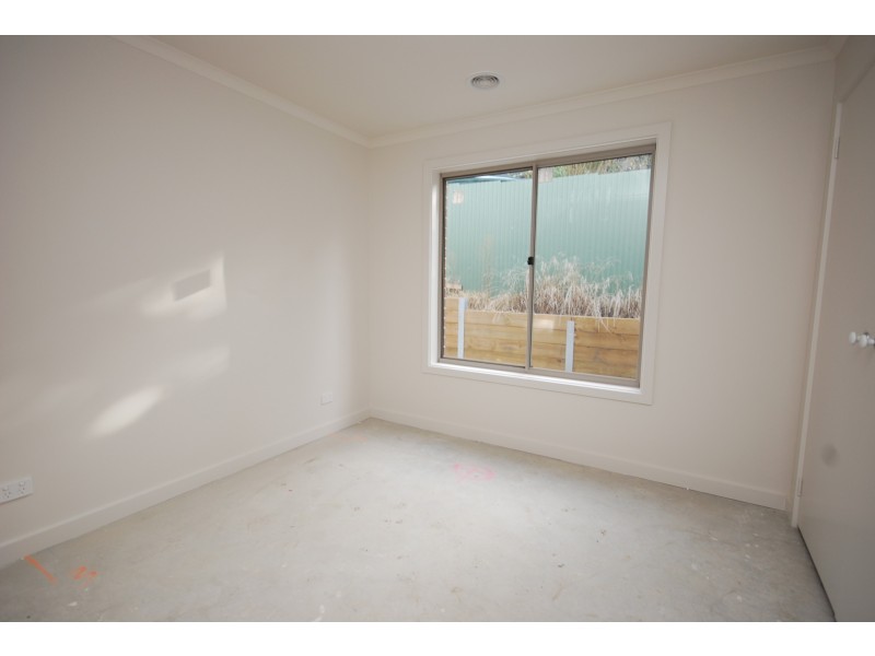 2/415a Ligar Street, Soldiers Hill VIC 3350