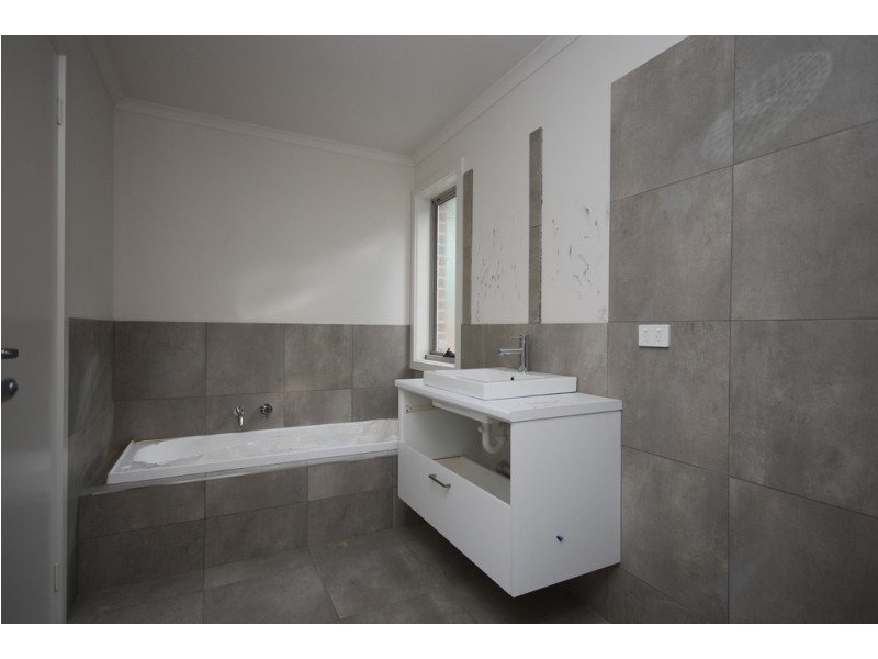 2/415a Ligar Street, Soldiers Hill VIC 3350