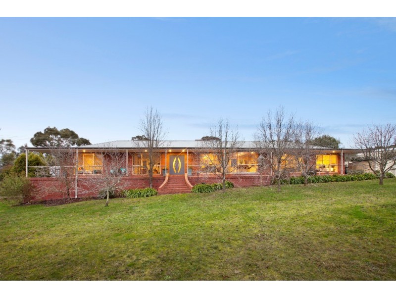 12 Jacksons Road, Ballarat VIC 3350