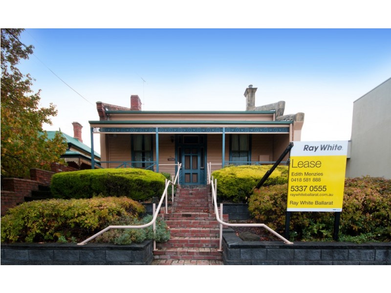 208 Armstrong Street, Soldiers Hill VIC 3350