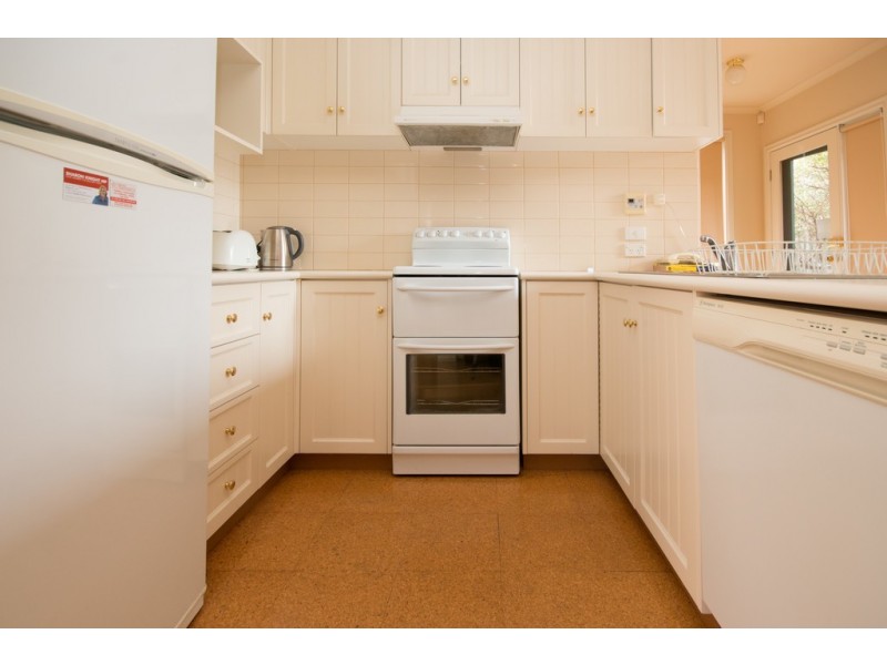 208 Armstrong Street, Soldiers Hill VIC 3350