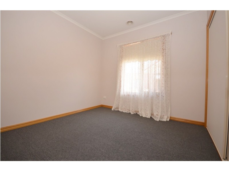 6/324 Peel Street North, Black Hill VIC 3350