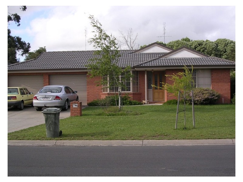 4 Lauderdale Avenue, Alfredton VIC 3350