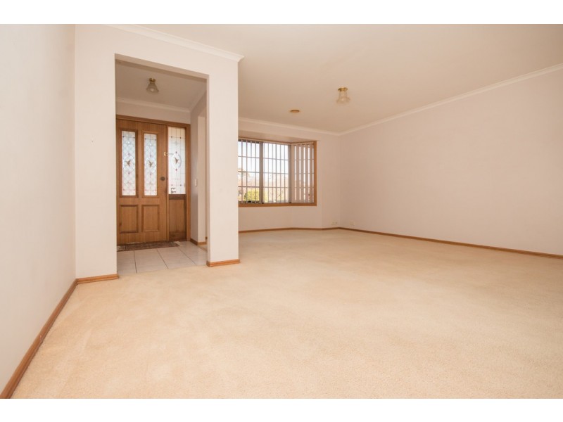 4 Lauderdale Avenue, Alfredton VIC 3350