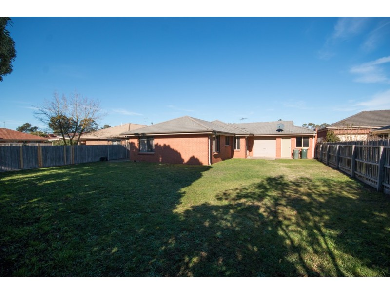 4 Lauderdale Avenue, Alfredton VIC 3350