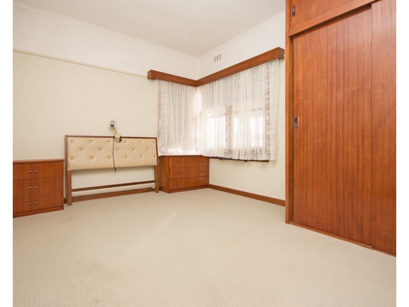 17 Sayle Street, Sebastopol VIC 3356