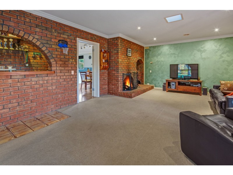 309 Greenhalghs Road, Delacombe VIC 3356