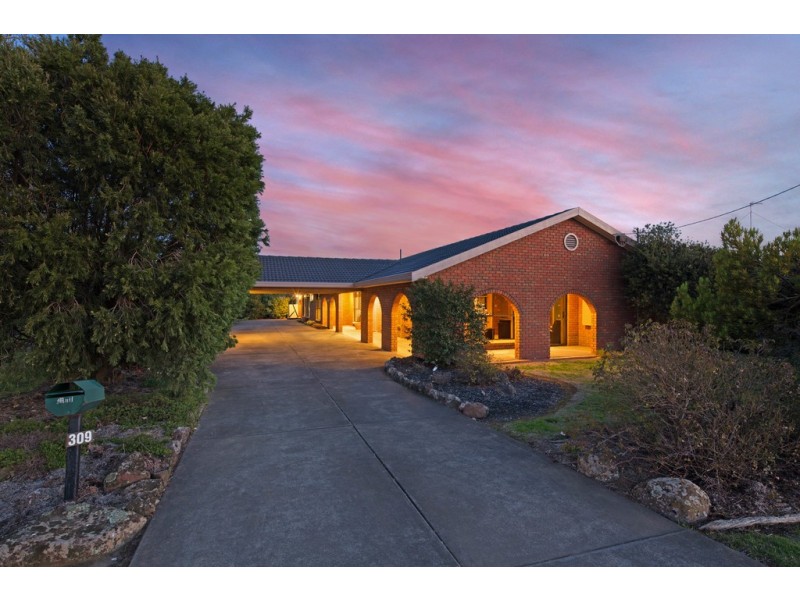 309 Greenhalghs Road, Delacombe VIC 3356