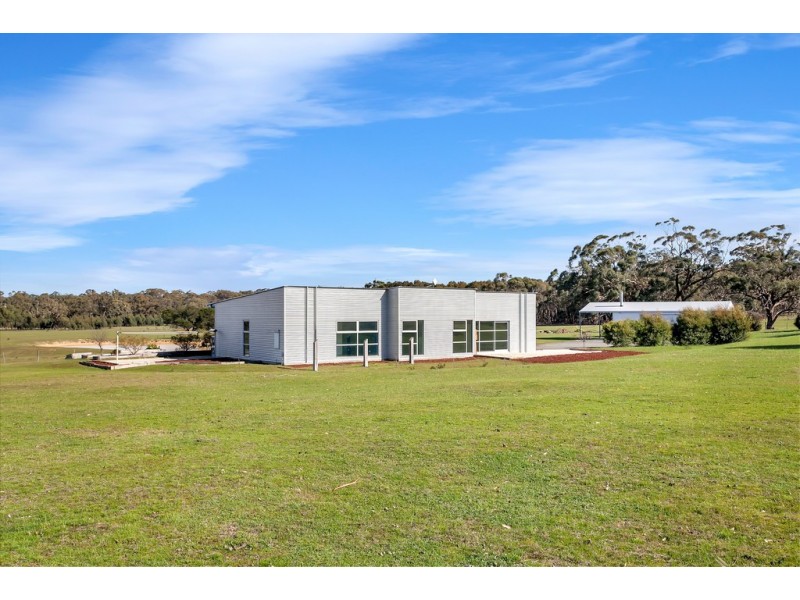 110 Finns Road, Scotsburn VIC 3352