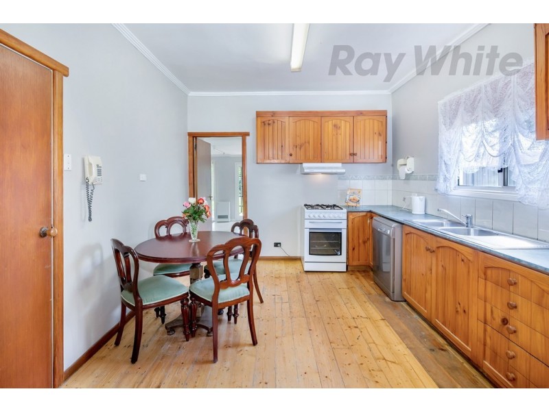 32 Albion Street, Sebastopol VIC 3356