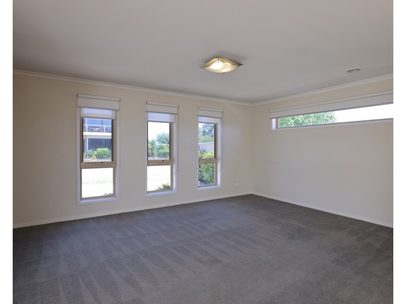 2 Stawell Street North, Ballarat East VIC 3350