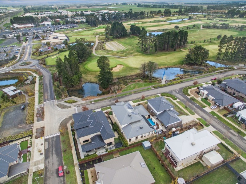 21 Greenedge Drive, Alfredton VIC 3350