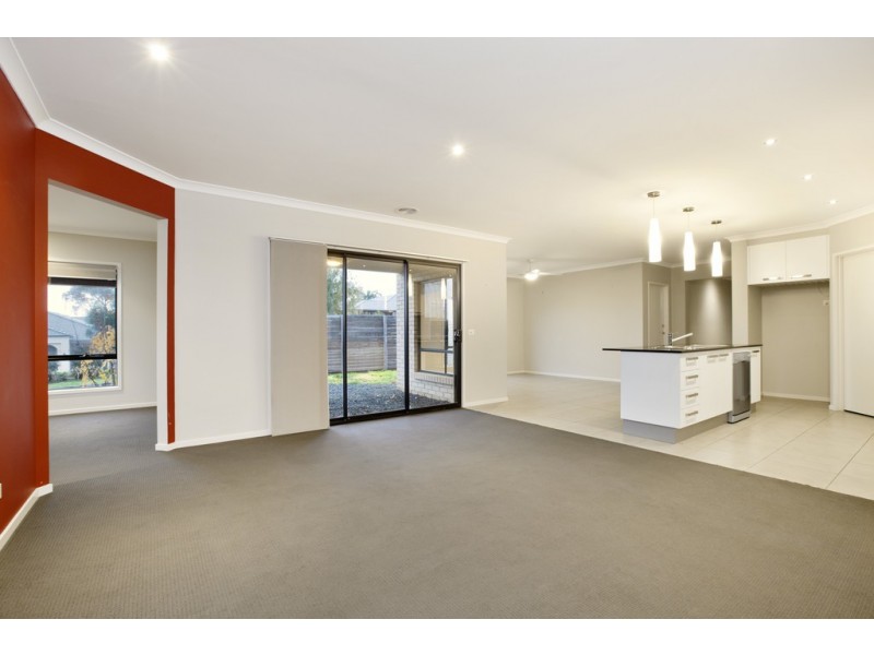 13 Pepper Lane, Buninyong VIC 3357