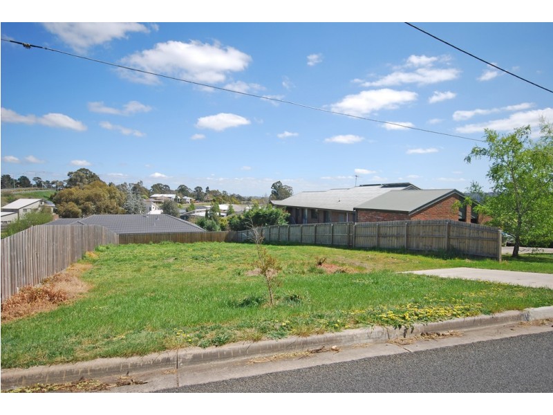 11C Ryan Street, Brown Hill VIC 3350