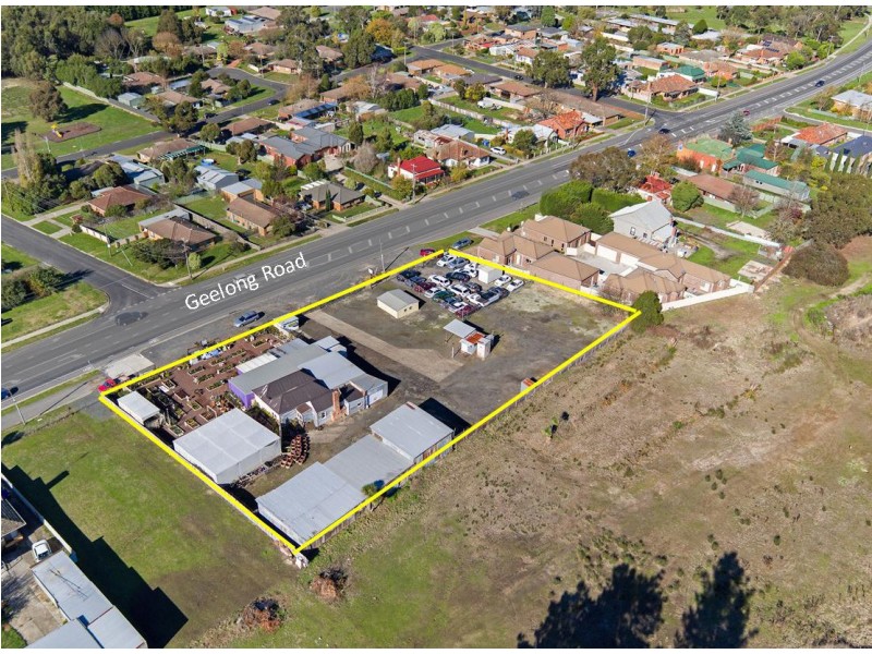 728 – 736 Geelong Rd, Canadian VIC 3350