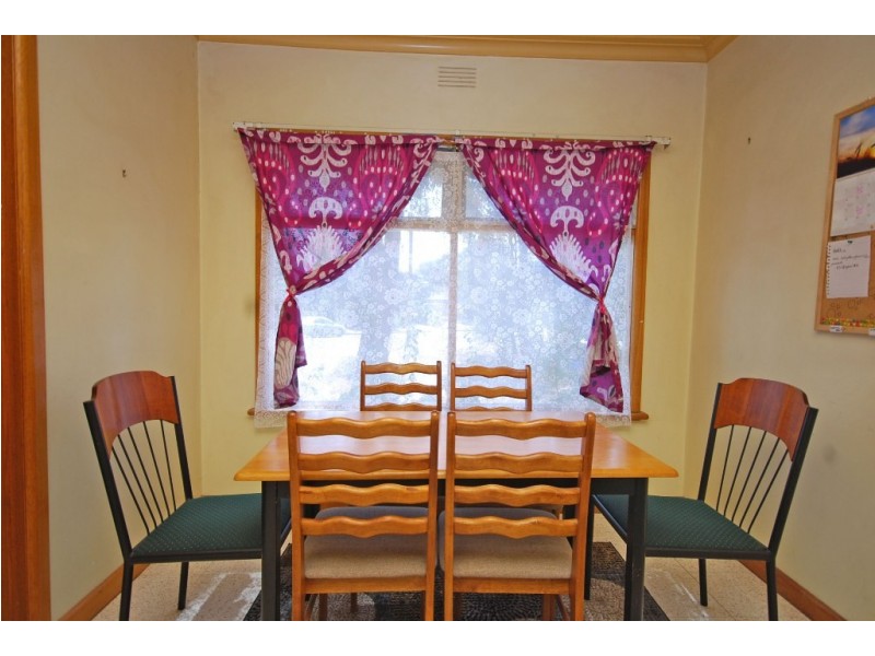 106 Lylia Avenue, Mount Clear VIC 3350