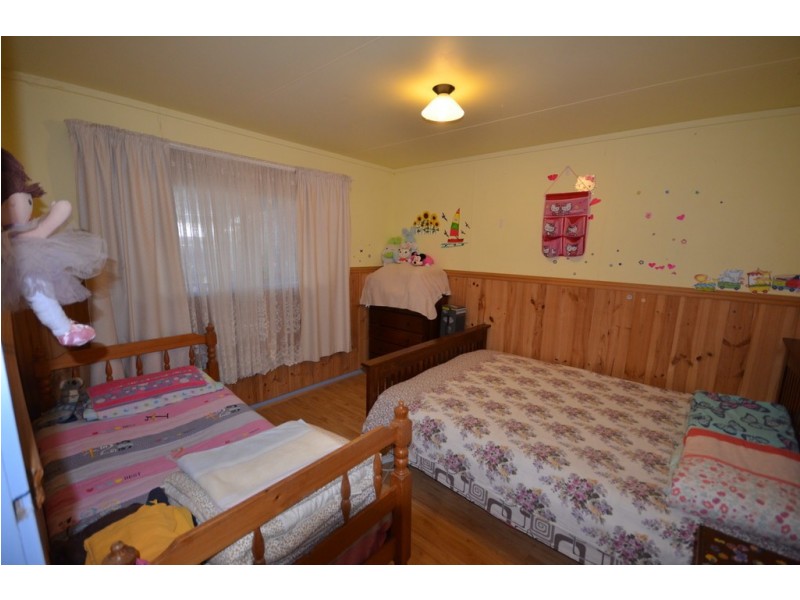 16-20 Main Street, Derrinallum VIC 3325