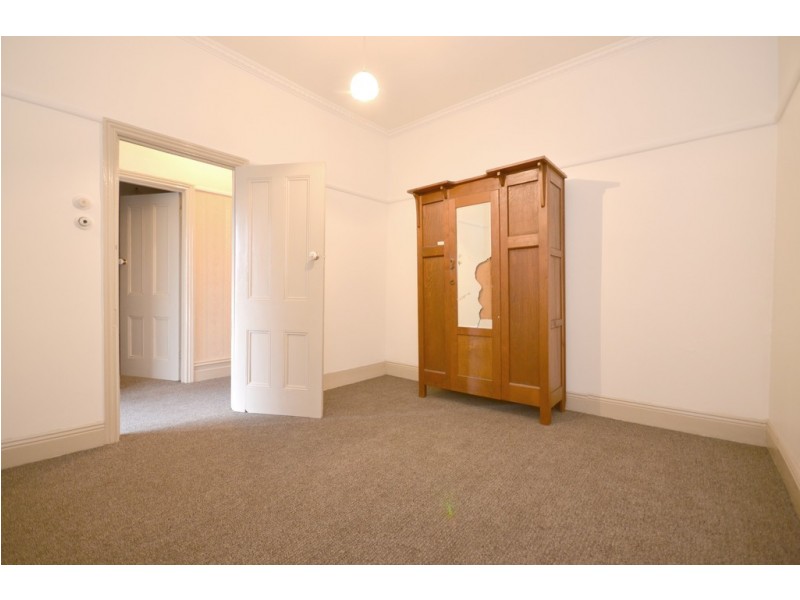 10 James Street, Golden Point VIC 3350