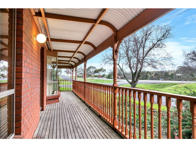 4/415 Learmonth Street, Buninyong VIC 3357