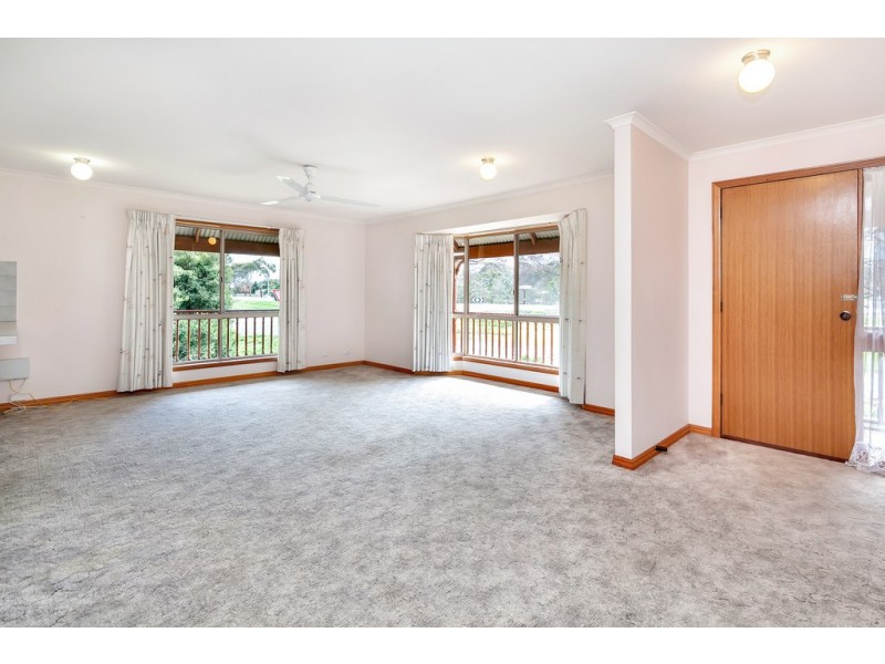 4/415 Learmonth Street, Buninyong VIC 3357