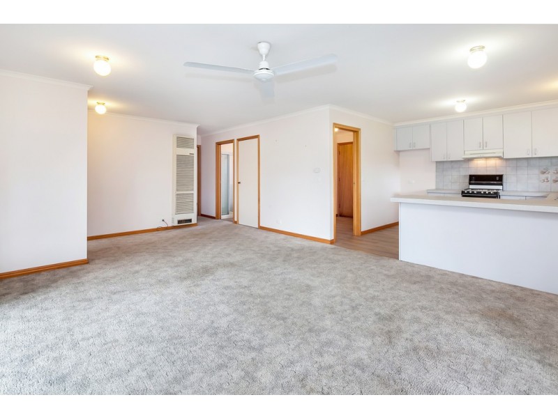 4/415 Learmonth Street, Buninyong VIC 3357