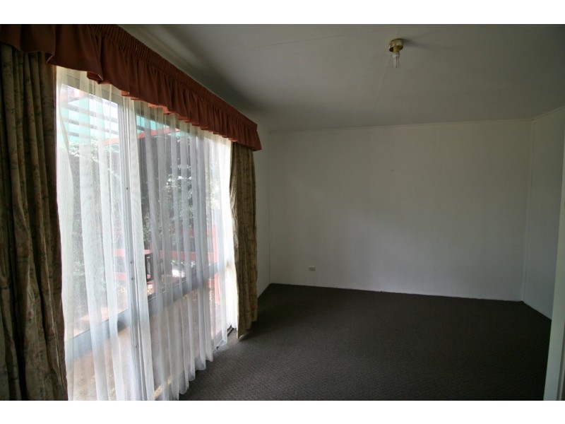 27 Old Caves Road, Naracoorte SA 5271