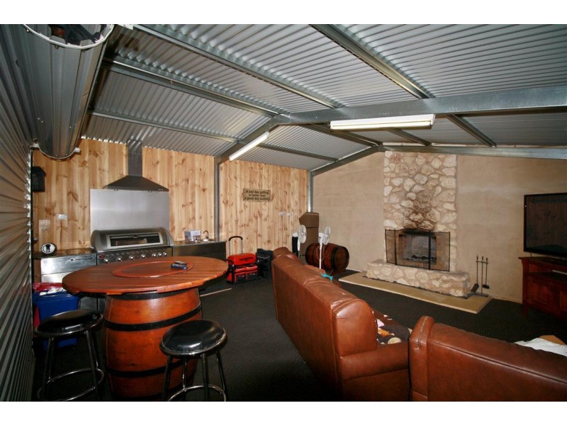 104 Gordon Street, Naracoorte SA 5271
